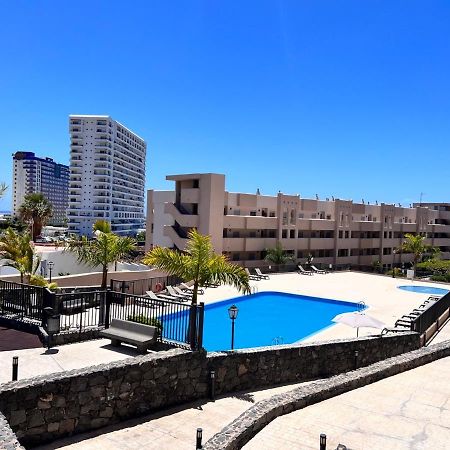 Seaview Paradise Hard Rock Apartment Адехе Екстериор снимка