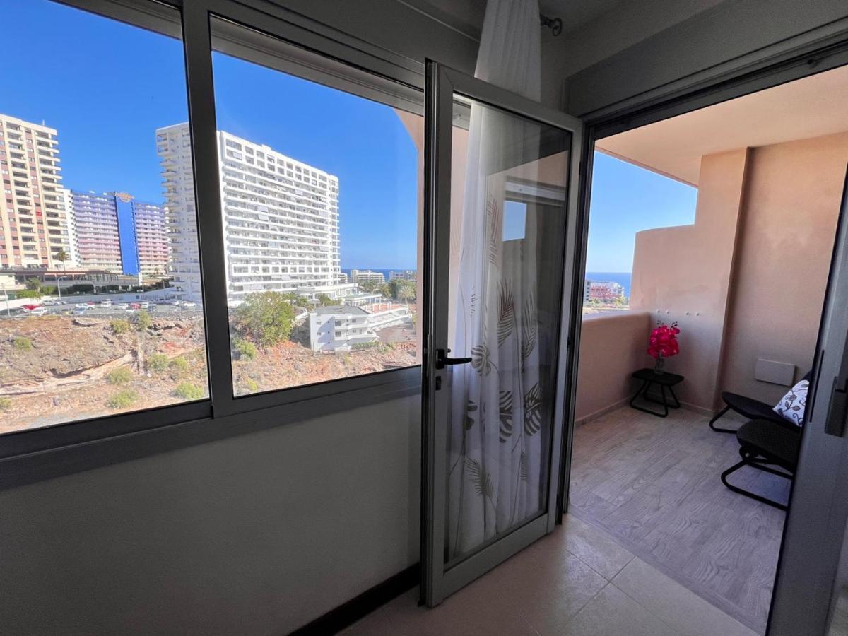 Seaview Paradise Hard Rock Apartment Адехе Екстериор снимка